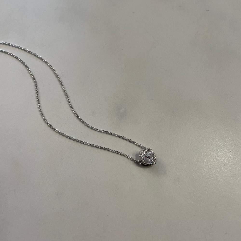 Beautiful, Adjustable Judith Ripka Heart Neckace